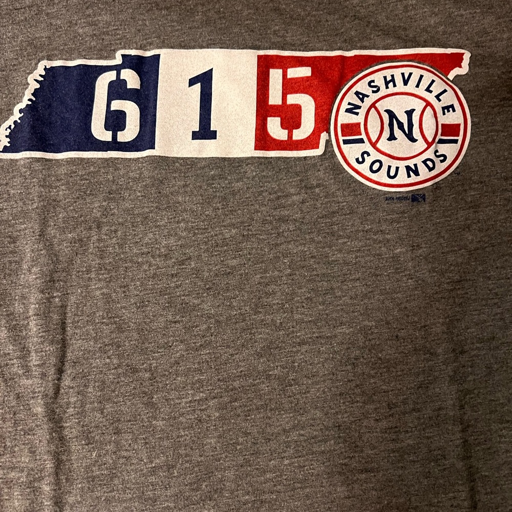 Nashville Sounds Baseball T-shirt, unisex medium. Great condition. - Picture 2 of 2